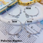 #H Pulseras Rígidas Con Dijes Oro Chino 18.5&